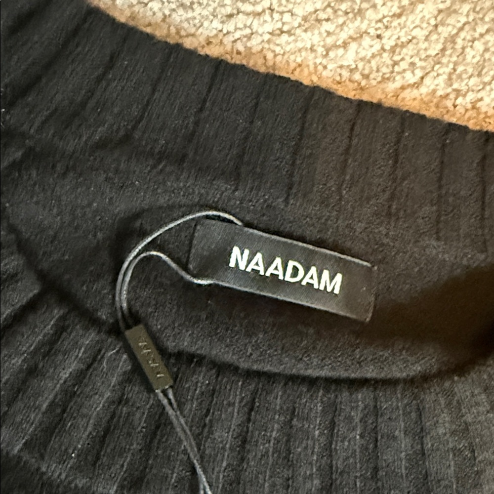 NAADAM Women's Sweater - Picture 4 of 6